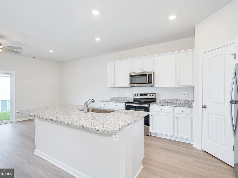73 Cramsford St — Photo 16