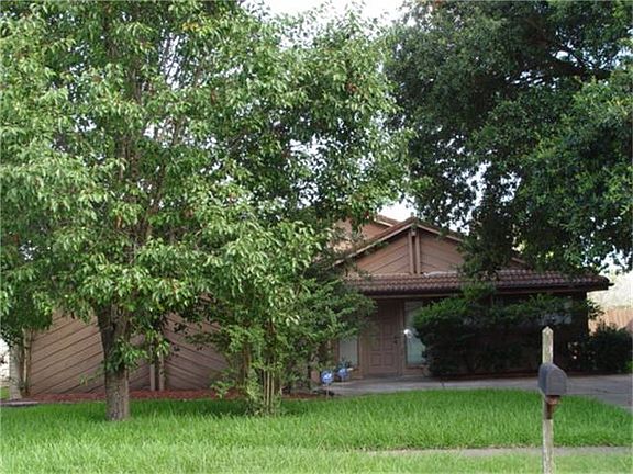 2nd image of 6007 Ogden Forest Dr