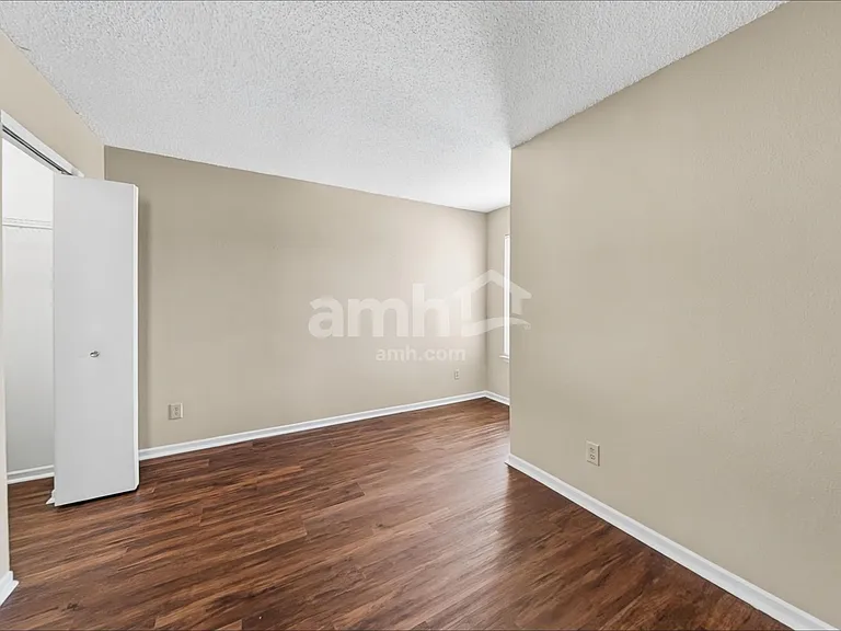 15080 Fawn Hollow Ln — Photo 16