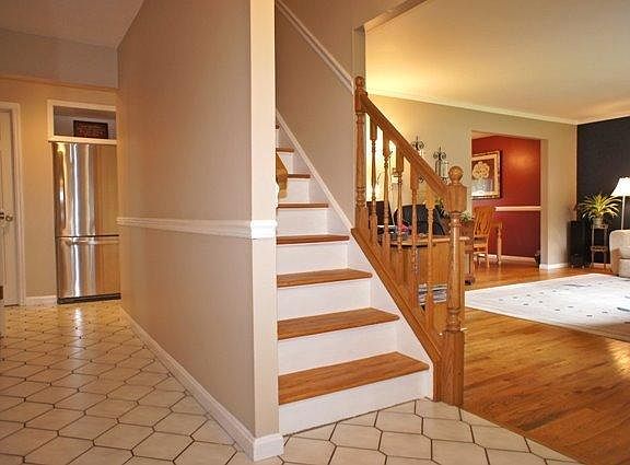 4th image of 1046 Pinehollow Ln