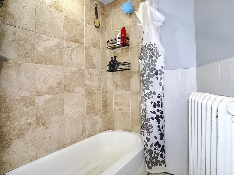 802 Washington St #1 — Photo 14