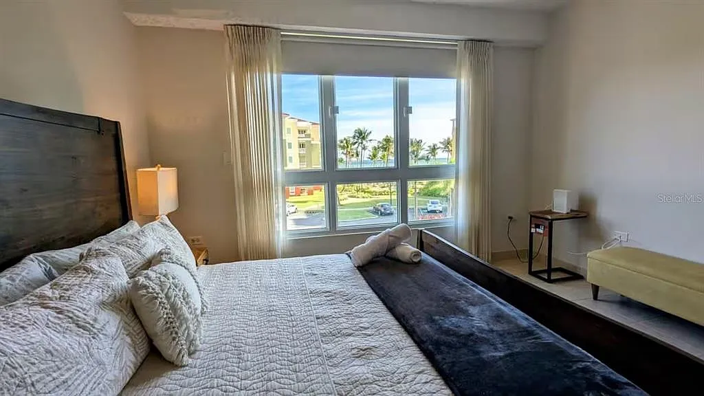 2 bed, 2.5 bath, $4,200 — Photo 2