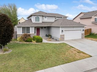 8518 W 2nd Ave, Kennewick, WA 99336