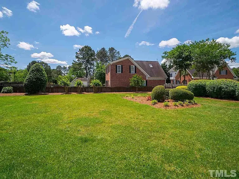 Black Willow Ct — Photo 13