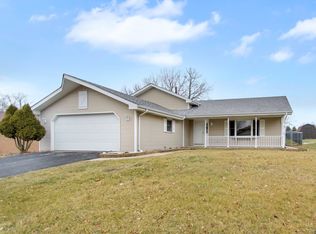 423 Pasadena Ave, Beecher, IL 60401