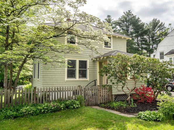 136 Naubuc Ave, East Hartford, CT 06118