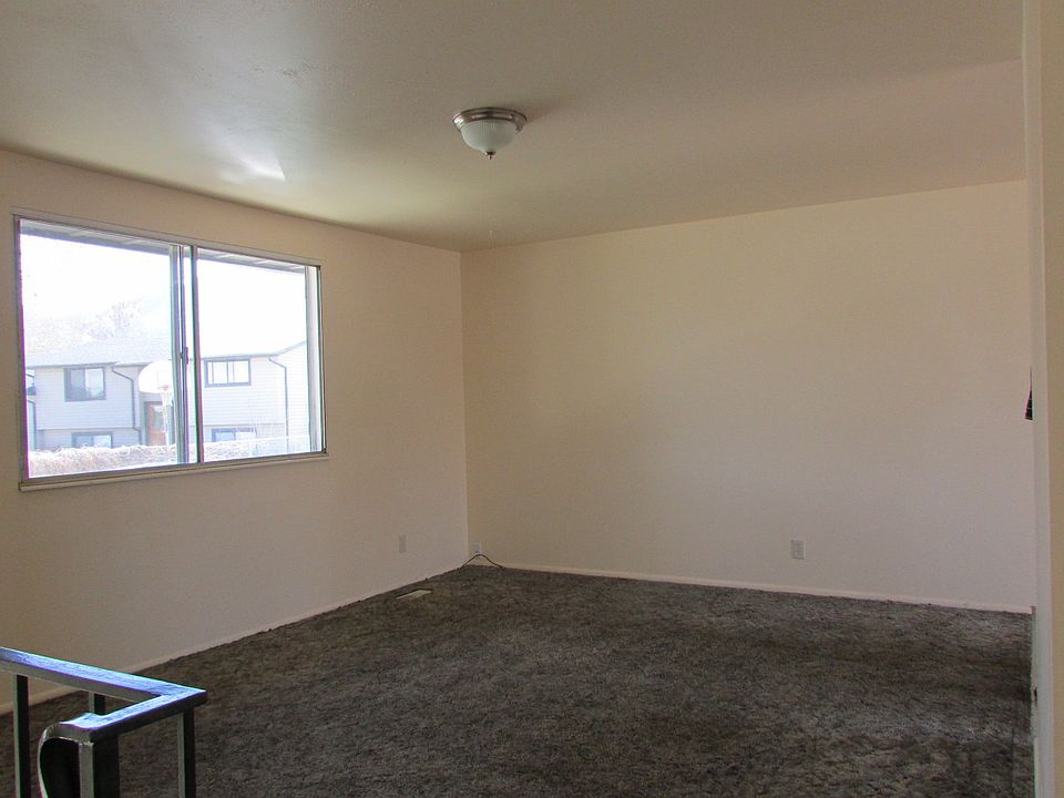 Main Level Living Room