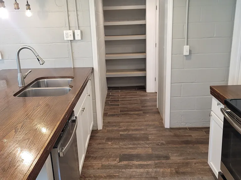 329 S Hocker Ave #R — Photo 9