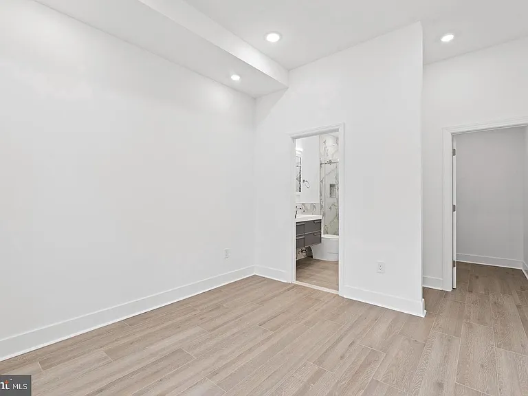 1335 N Franklin St #2 — Photo 12