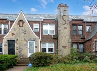 8518 60th Rd, Middle Village, NY 11379