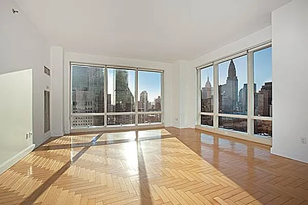 Sold by Trump International Realty | media 26