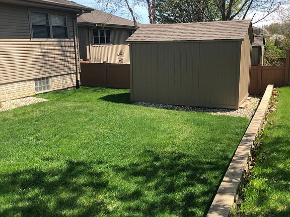4th image of 8893 Marshfield Ln