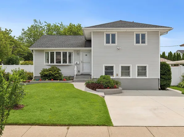 45 Elmtree Lane, Jericho, NY 11753