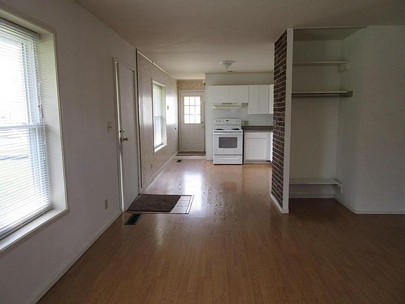 5th image of 7298 Saratoga Ave