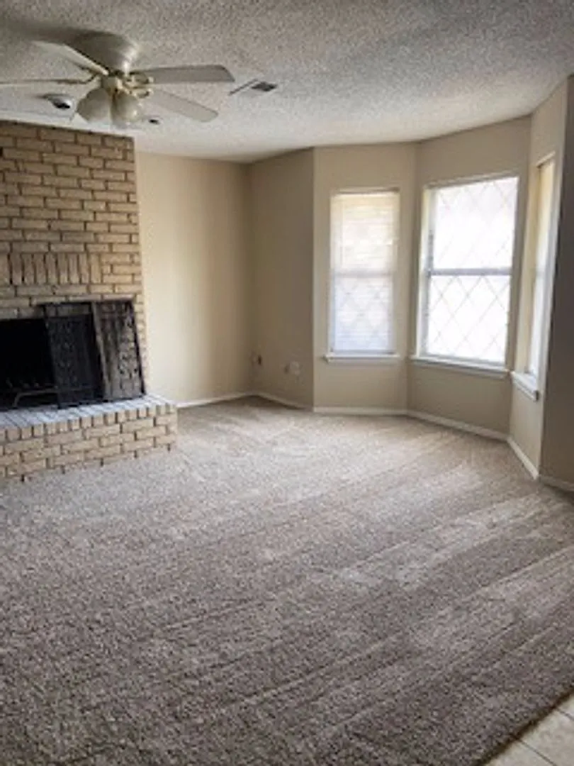 3204 Chimney Rock — Photo 2