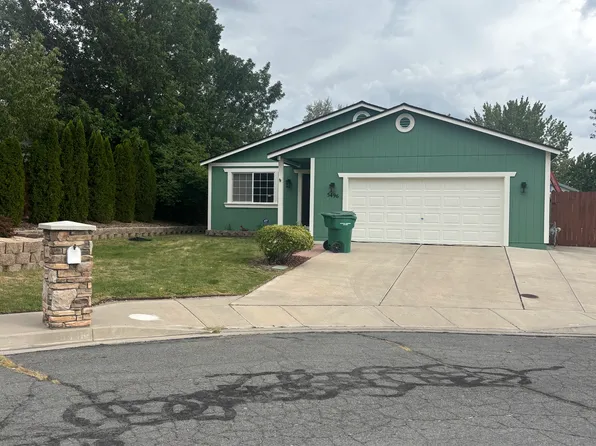 5496 Breeze Ct, Sun Valley, NV 89433