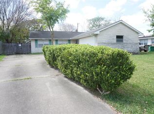 7910 Marinette Dr, Houston, TX 77074