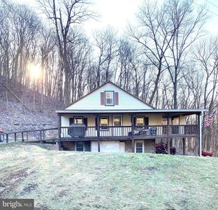 18 Cedar Ln, Boyertown, PA, 19512
