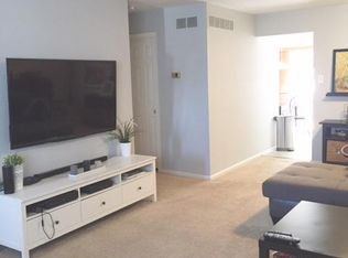 96 Abbey Cir, Doylestown, PA 18901