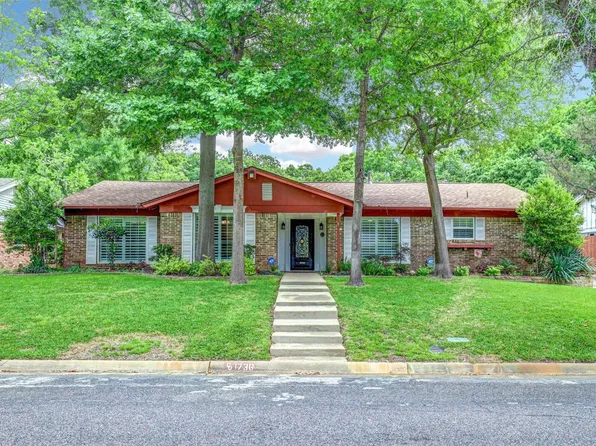 1736 Northridge Dr, Hurst, TX 76054