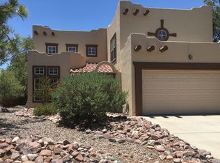 1384 Desierto Rico Ave, El Paso, TX 79912