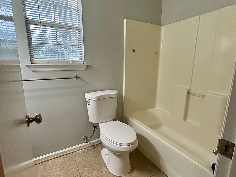 166 Bordeaux Ln — Photo 20