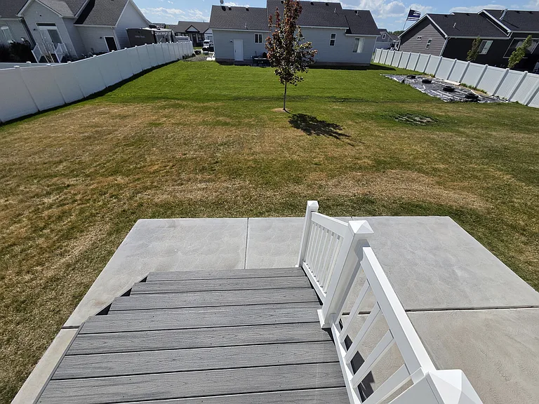 3987 N Livingston Ave — Photo 20