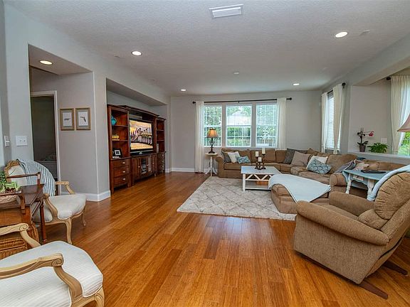 5th image of 369 Brantley Harbor Dr