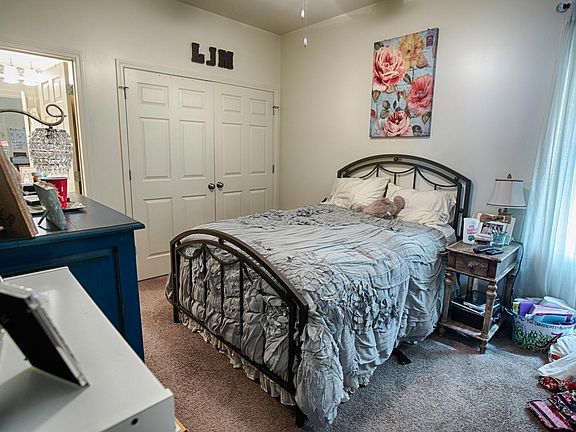 4th image of 519 11th St APT 101