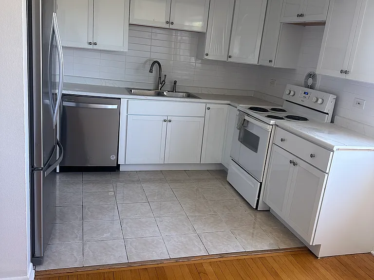 568 Pershing Ave #E — Photo 5
