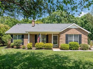 13404 Krislyn Woods Pl, Charlotte, NC 28278