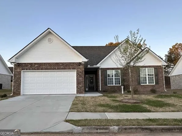 821 Crossroads Ct, Social Circle, GA 30025