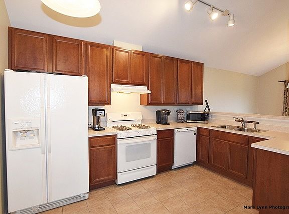 5th image of 2528 Hatfield Ct #2528