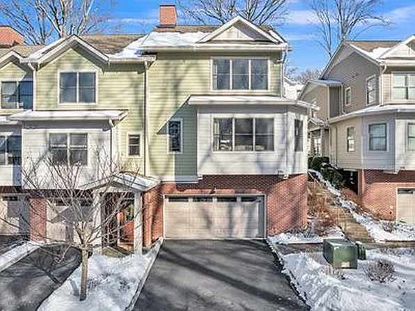 293 Boulder Ridge Rd, South Salem, NY 10590