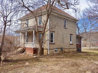 101 Anderson St, Coon Valley, WI 54623