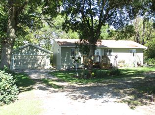 2061 Vail Ave, Muscatine, IA 52761