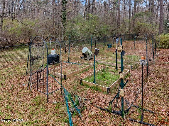 14th image of this home