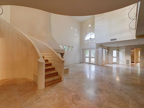 5th image of 6411 S River Dr Unit 34