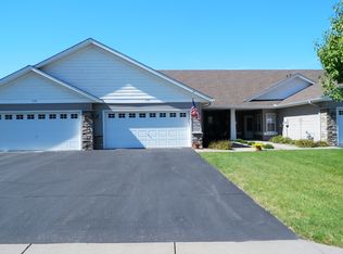 7447 Timber Crest Dr S, Cottage Grove, MN 55016
