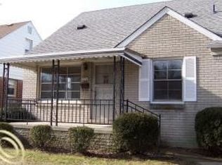 4208 Howard St, Lincoln Park, MI 48146