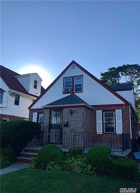 2nd image of 11744 223rd St