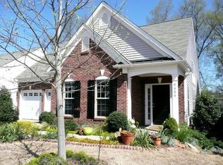 6434 Ridgeview Commons Dr, Charlotte, NC 28269