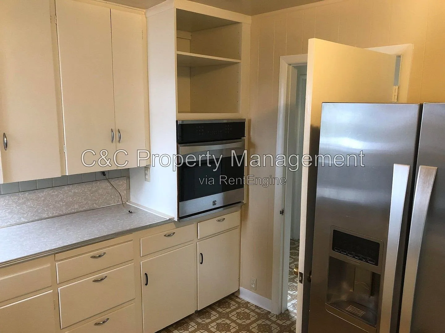 4 bed, 2.0 bath, $4,295 — Photo 3