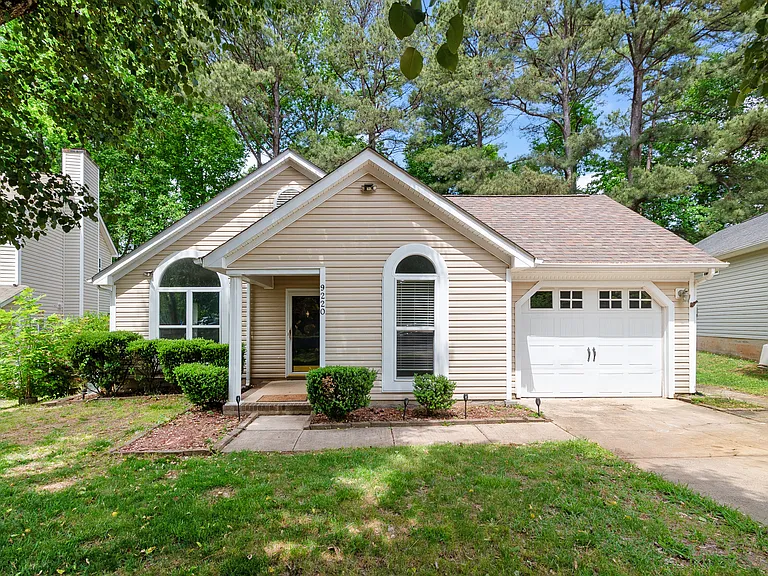 9220 Kimmel Ln — Photo 2