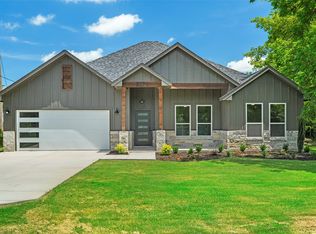 8271 Fairport Rd, Dallas, TX 75217