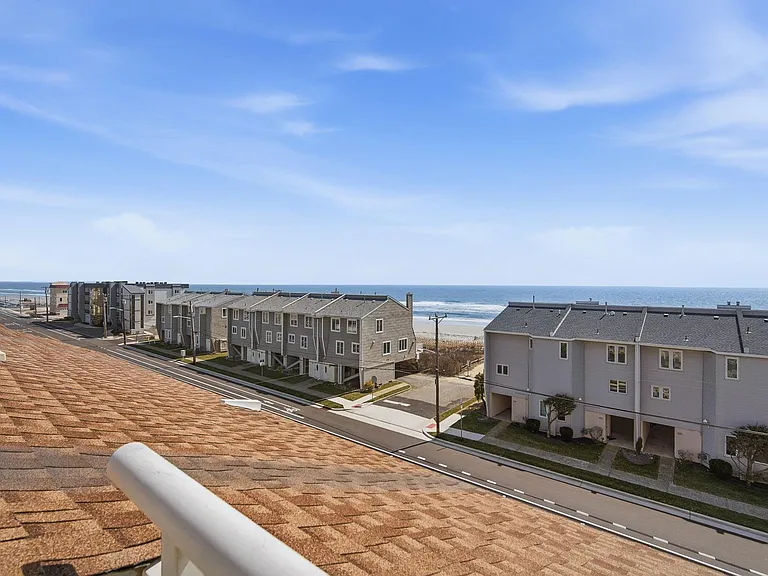 501 E Brigantine Ave #307 — Photo 31