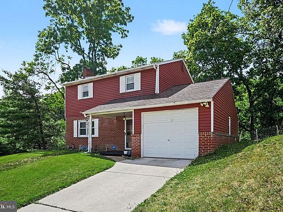 2nd image of 1252 Barley Corn Sq