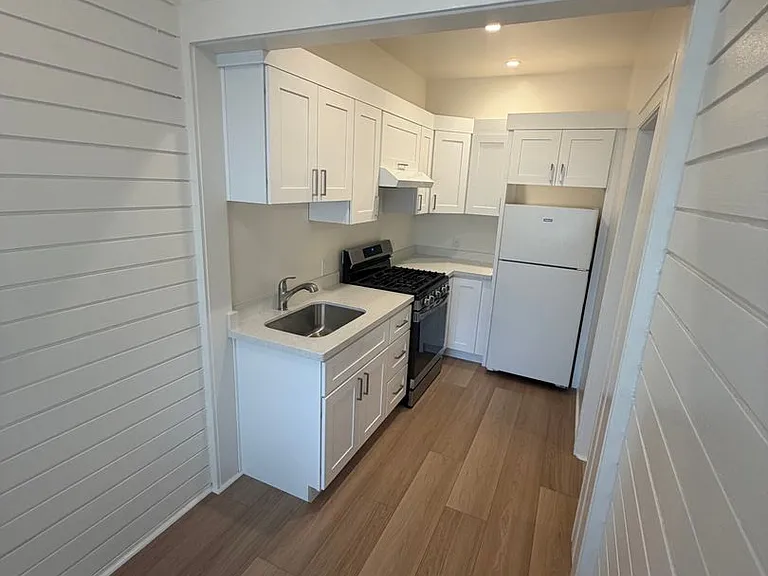 1580 Madison — Photo 35