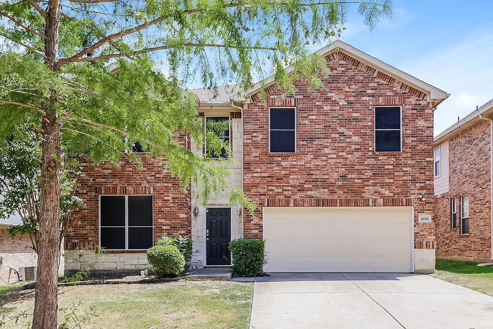 5 bed, 3.5 bath, 3389 sqft, $3,055 — Photo 1
