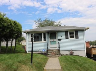 5 Crowningshield Rd, Worcester, MA 01604